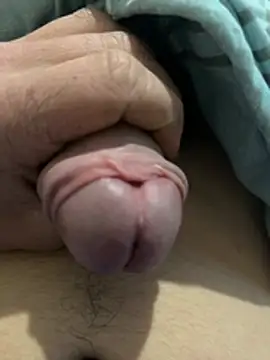 enormebitedu31 online show from 03/30/26, 07:54