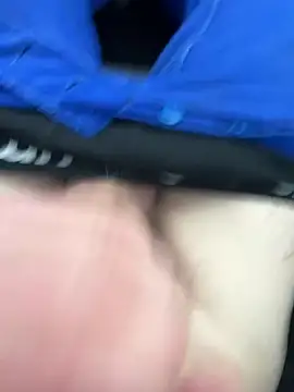 enormebitedu31 online show from 02/10/26, 03:00