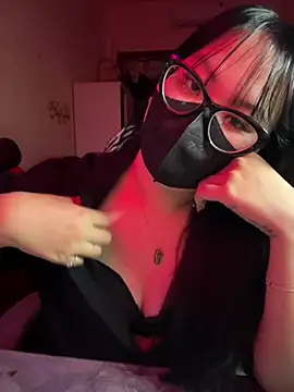 HaleyKin online show from 03/11/26, 04:56