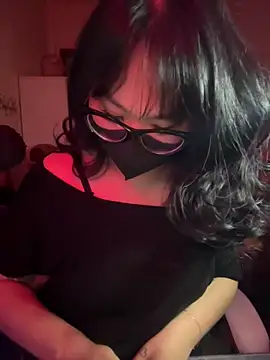 HaleyKin online show from 03/30/26, 06:42