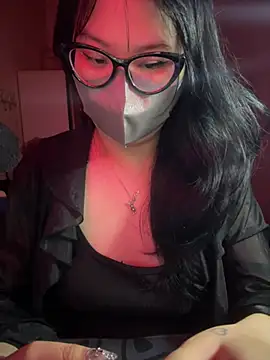 HaleyKin online show from 04/24/26, 02:30