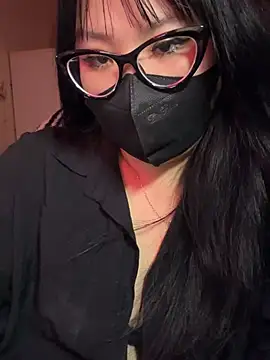 HaleyKin online show from 03/28/26, 05:47