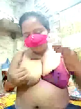 Snapshot of Puja_9999 chatting on 07/14/26, 05:41 Puja 9999 online show from 07/14/26, 05:41