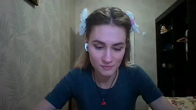 Snapshot of DeanneGilcher chatting on 02/21/26, 02:08 DeanneGilcher online show from 02/21/26, 02:08