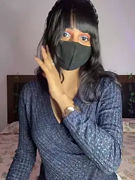 Snapshot of KavyaCurves chatting on 02/16/26, 10:14 KavyaCurves online show from 02/16/26, 10:14