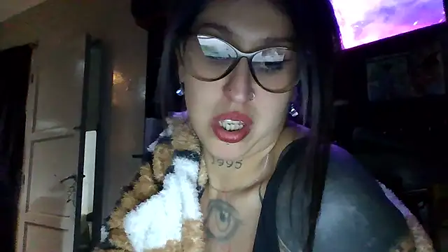 Sammi1995 online show from 07/21/26, 08:59