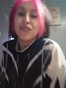 Sammi1995 online show from 06/17/26, 06:13