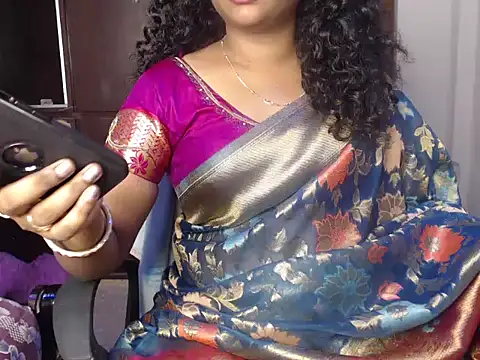 VixenNandhu online show from 07/31/26, 06:16