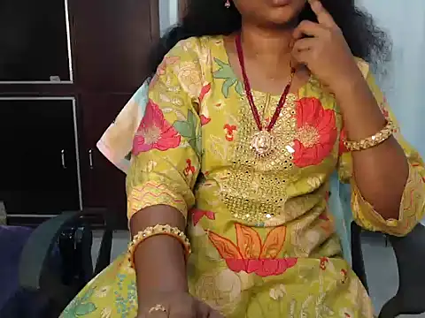 VixenNandhu online show from 04/26/26, 12:35