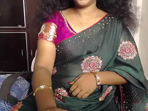 VixenNandhu online show from 04/22/26, 06:58