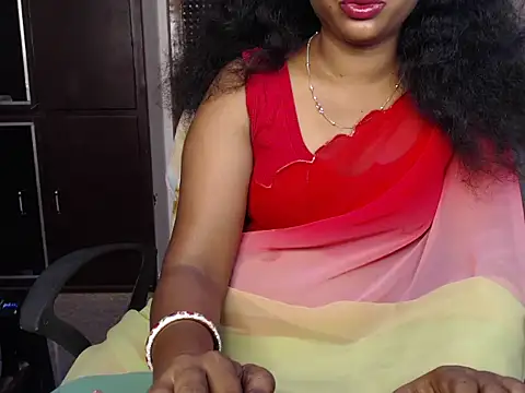 VixenNandhu online show from 07/24/26, 05:03