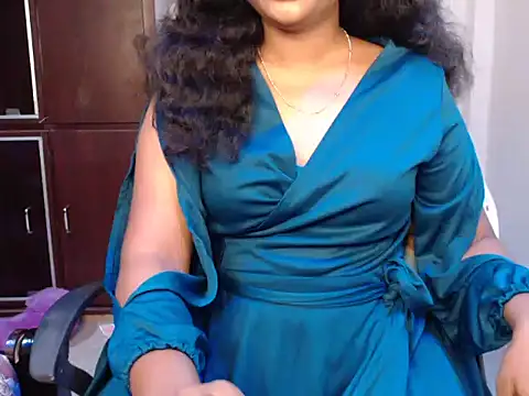 VixenNandhu online show from 07/24/26, 10:06