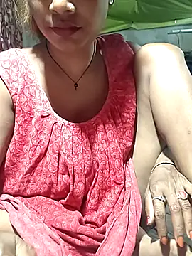 Snapshot of Sweet-runi chatting on 07/02/26, 03:29 Sweet-runi online show from 07/02/26, 03:29