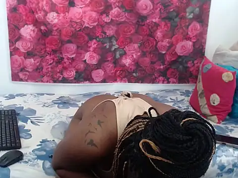 Snapshot of Queenteex6992 chatting on 02/07/26, 07:16 Queenteex6992 online show from 02/07/26, 07:16