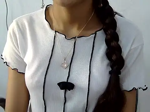 Mehaak  online show from 04/08/26, 07:54