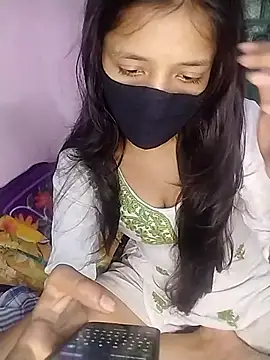 Naina-hott online show from 04/12/26, 03:04