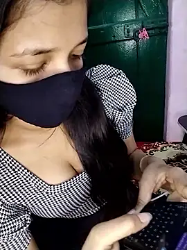 Naina-hott online show from 03/09/26, 06:33