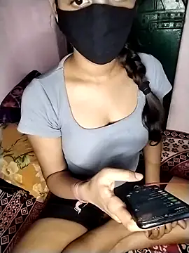 Naina-hott online show from 04/14/26, 06:57