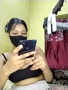 Snapshot of Naina-hott chatting on 06/01/26, 08:08 Naina-hott online show from 06/01/26, 08:08