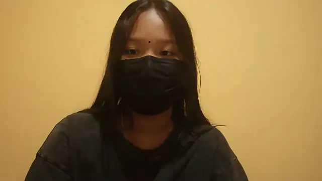 PRENCY CUTE online show from 04/04/26, 09:05