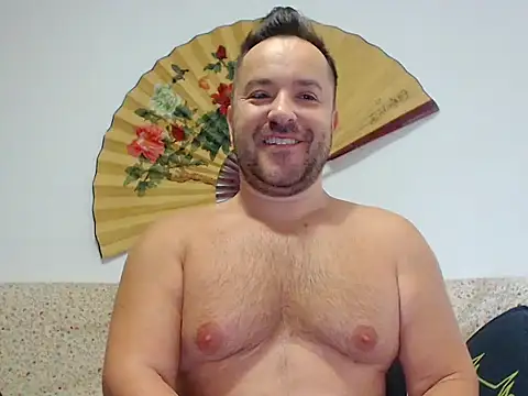 Snapshot of Hairy9inch chatting on 02/07/26, 11:51 Hairy9inch online show from 02/07/26, 11:51