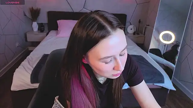  Kiki angel  online show from 03/15/26, 09:27