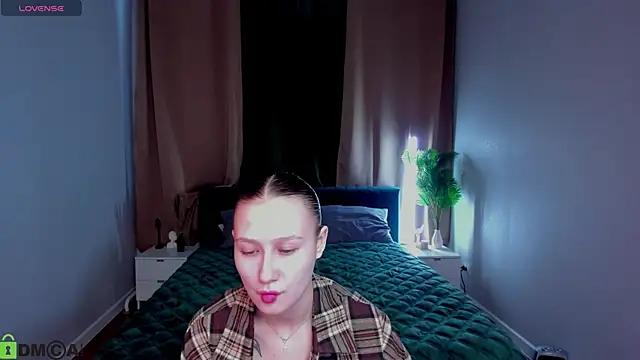  Kiki angel  online show from 04/13/26, 01:31