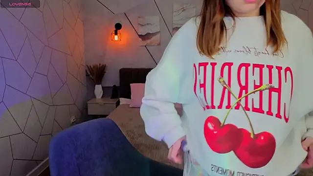  Kiki angel  online show from 04/11/26, 01:13