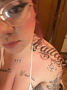 Snapshot of Diablita13 chatting on 02/11/26, 11:59 Diablita13 online show from 02/11/26, 11:59