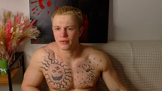 Snapshot of SterlingNoir chatting on 02/19/26, 10:40 SterlingNoir online show from 02/19/26, 10:40