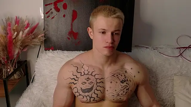 Snapshot of SterlingNoir chatting on 02/11/26, 09:31 SterlingNoir online show from 02/11/26, 09:31