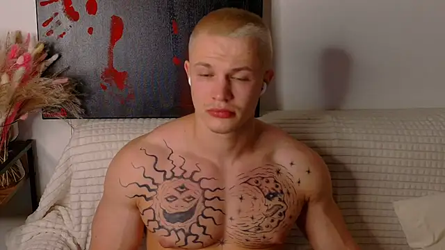 Snapshot of SterlingNoir chatting on 02/28/26, 09:47 SterlingNoir online show from 02/28/26, 09:47