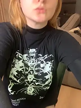 MargoPinky1 online show from 06/15/26, 07:24