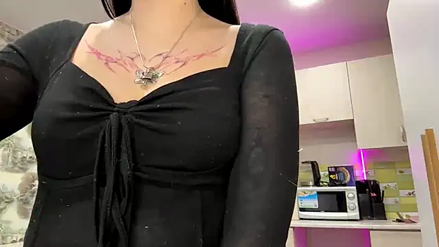 Snapshot of annicefeel chatting on 02/11/26, 02:06 annicefeel online show from 02/11/26, 02:06