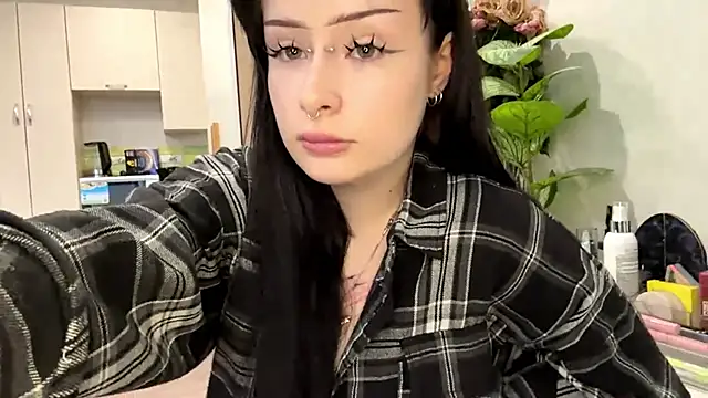 Snapshot of annicefeel chatting on 02/23/26, 02:06 annicefeel online show from 02/23/26, 02:06