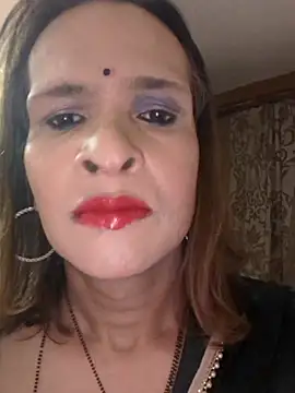 nikitalicious  online show from 02/26/26, 06:08