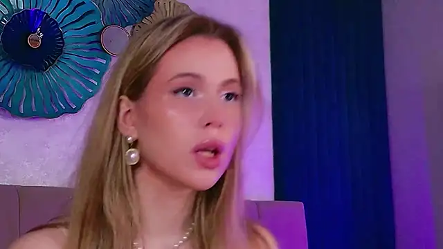 Beckie White online show from 02/26/26, 08:42