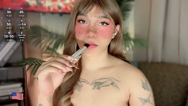 Kelly Mckinney online show from 06/11/26, 07:44