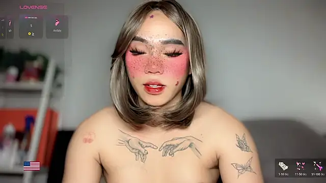 Kelly Mckinney online show from 04/14/26, 10:42