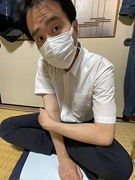 shizuku-kun211 online show from 05/17/26, 06:46