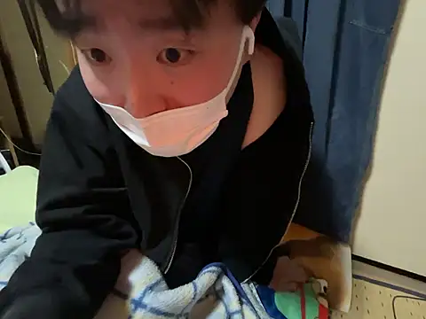 shizuku-kun211 online show from 03/10/26, 06:01