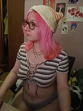 PinkyDavi online show from 02/21/26, 08:22