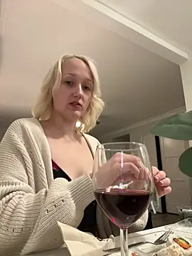 Marilynxo online show from 02/10/26, 05:28
