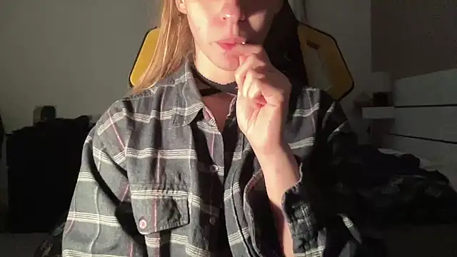 petiteetoile online show from 02/17/26, 02:36