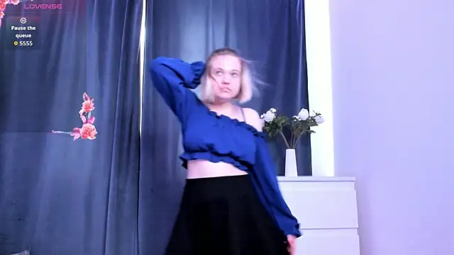 Snapshot of MariamGravert chatting on 02/28/26, 06:57 MariamGravert online show from 02/28/26, 06:57