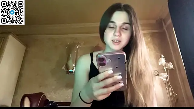 LovelySilk 63 online show from 05/17/26, 07:19
