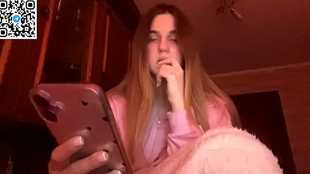 LovelySilk 63 online show from 03/19/26, 02:17