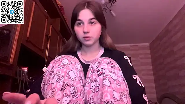 LovelySilk 63 online show from 02/19/26, 08:33