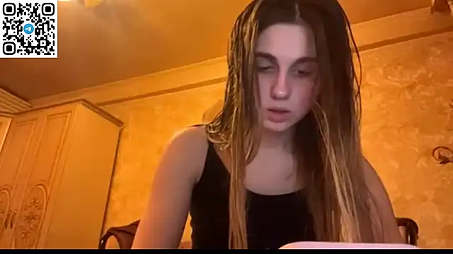 LovelySilk 63 online show from 04/21/26, 06:25