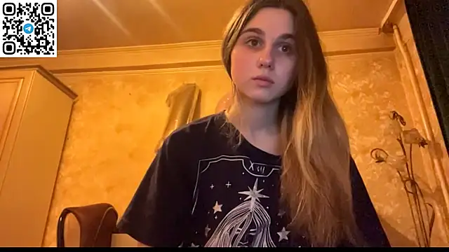 LovelySilk 63 online show from 04/08/26, 06:31